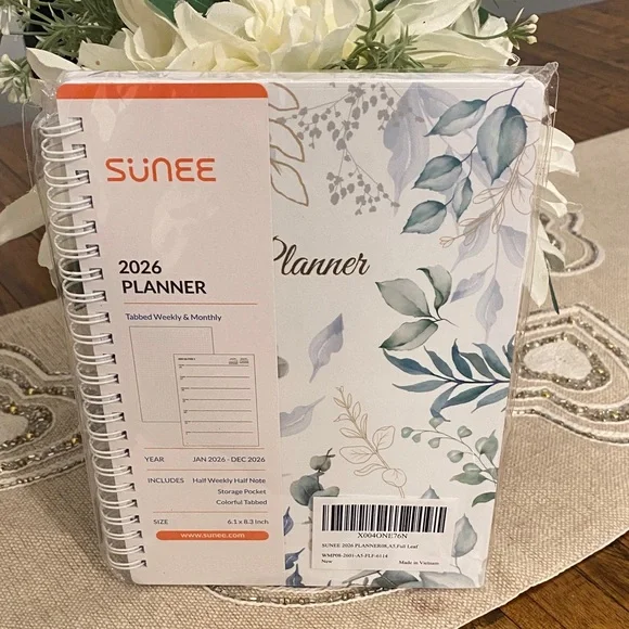 2026 Weekly and Monthly Planner - Picture 8 of 10